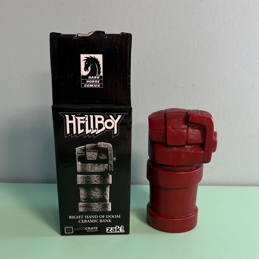 2016 Dark Horse Comics Hellboy Right Hand of Doom Ceramic Bank, Piggy Bank